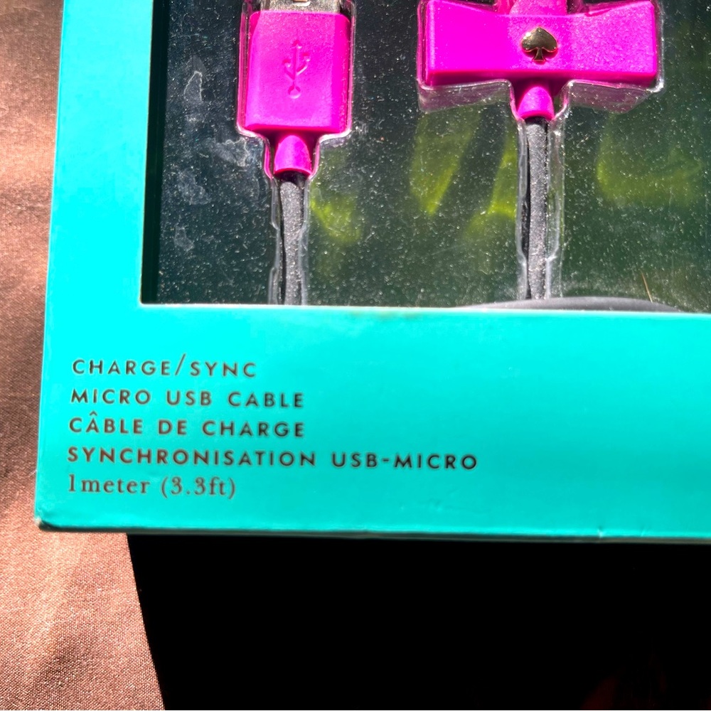 Kate Spade Pink Micro USB Connector - Picture 2 of 4